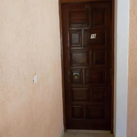 Afrodite 16 Spacious Apartment Appartamento