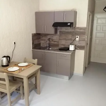 Afrodite 16 Spacious Apartment Appartamento